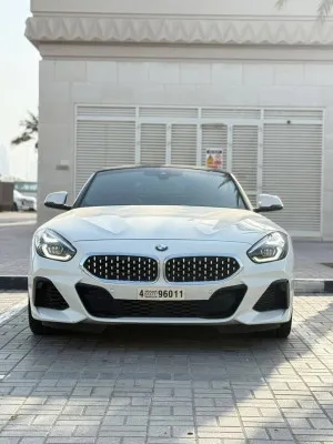 2023 بي أم دابليو زد 4 3.0i