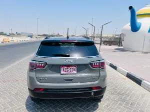 2019 جييب كومباس Latitude LUX