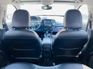 2019 جييب كومباس Latitude LUX