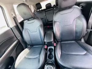 2019 جييب كومباس Latitude LUX