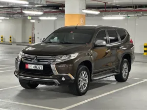 2017 ميتسوبيشي مونتيرو Limited
