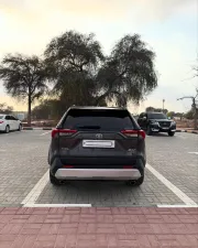 2020 تويوتا راف ٤ SE