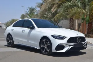 2023 مرسيدس-بنز آلفئة - C C300