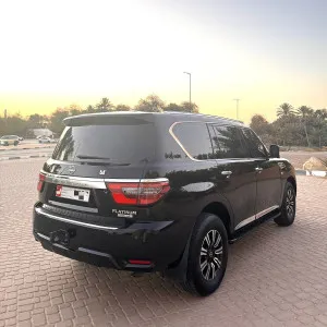 2011 نيسان باترول LE