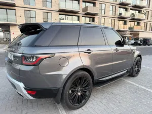 2018 لاند روفر رينج روفر سبورت HSE