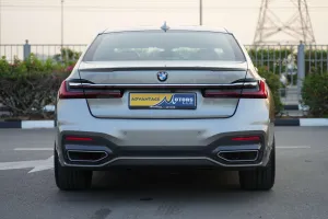 2021 بي أم دابليو الفئة - 7 730i