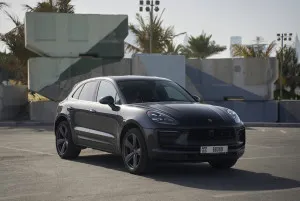 2022 بورش ماكان Base
