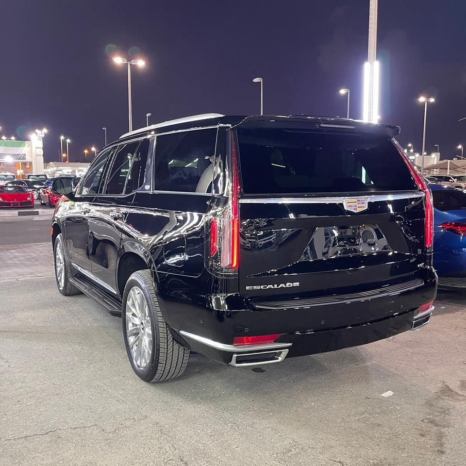 2024 Cadillac Escalade Premium