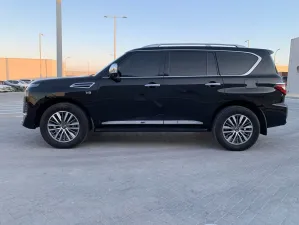2021 Nissan Patrol LE Platinum city