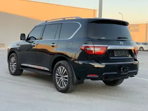 2021 Nissan Patrol LE Platinum city