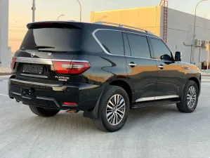 2021 Nissan Patrol LE Platinum city