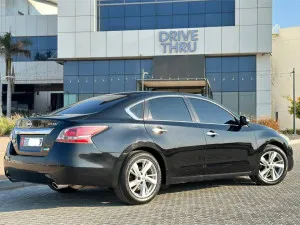 2014 نيسان آلتيما SR