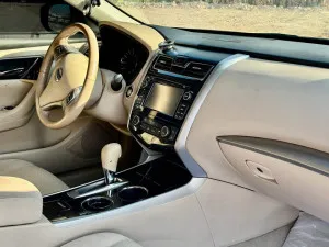 2014 نيسان آلتيما SR