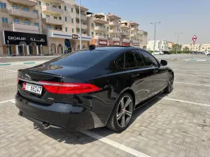 2016 جاكوار اكس اف R-Sport