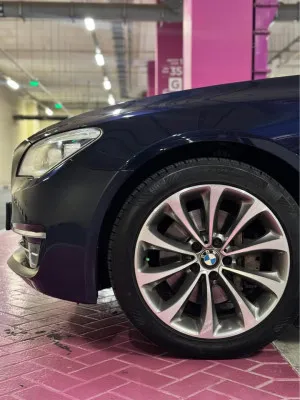 2015 بي أم دابليو الفئة - 7 730LI
