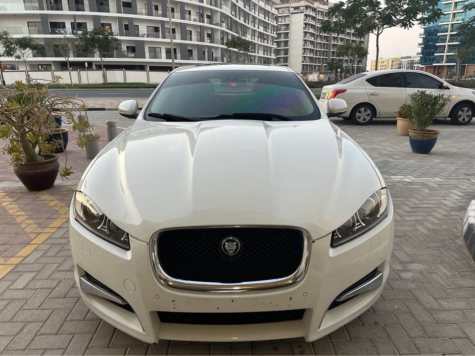 2013 جاكوار اكس اف R-Sport