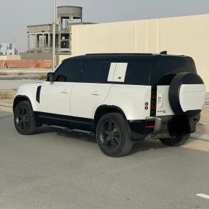 2023 لاند روفر ديفندر 110 HSE