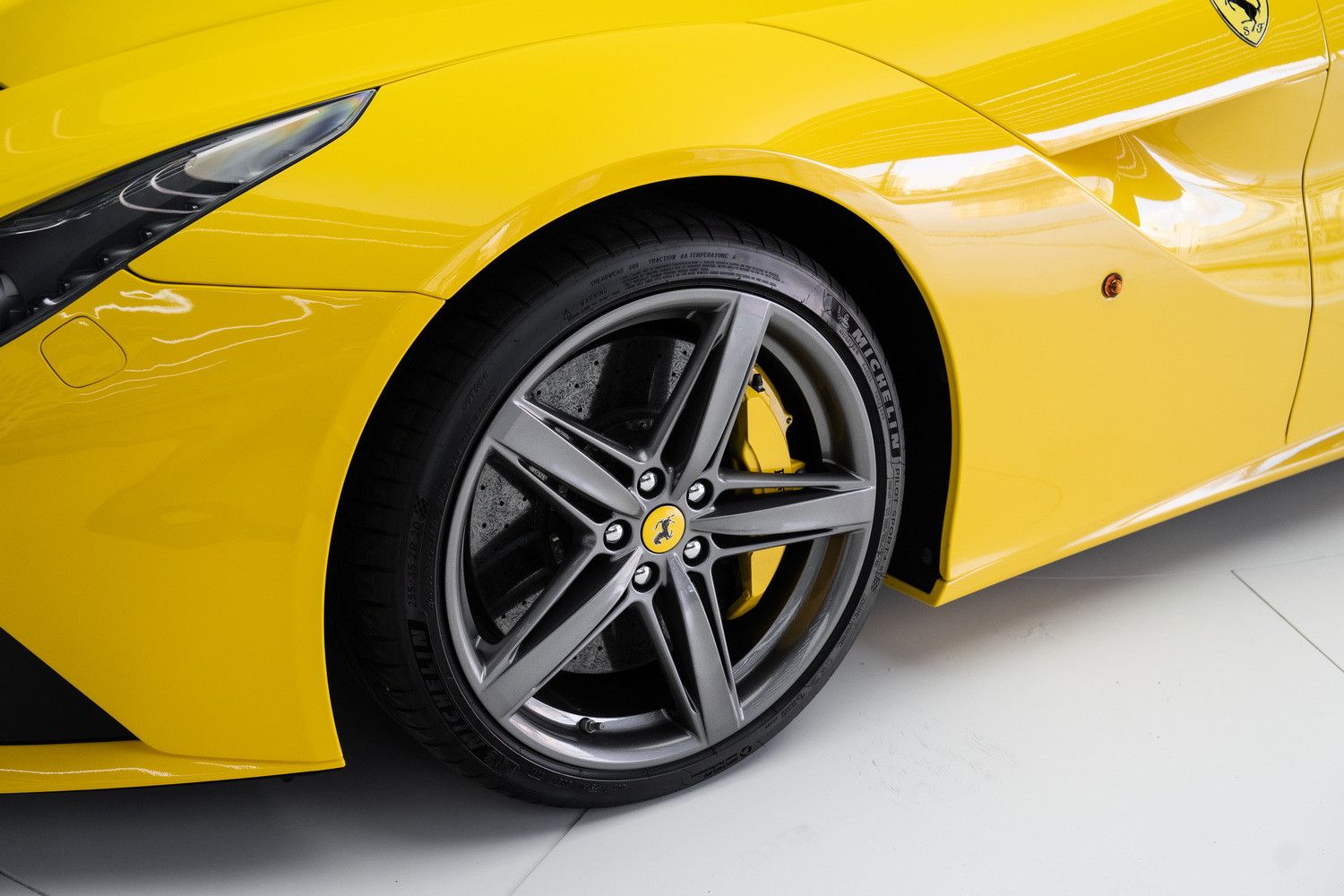 2013 Ferrari F12 berlinetta