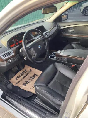 2009 BMW 7-Series 740i