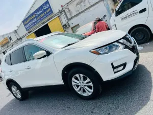 2014 نيسان روج SV
