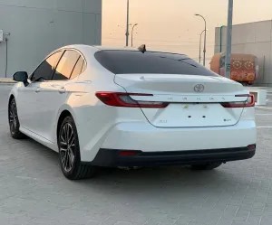2025 Toyota Camry Hybrid LE