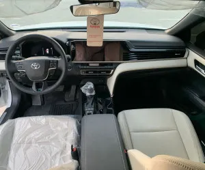 2025 Toyota Camry Hybrid LE