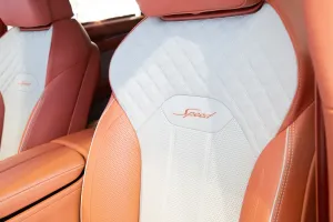 2021 بنتلي بنتايجا W12