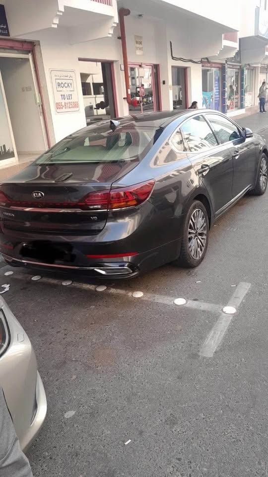 2021 كيا كادنزا Limited