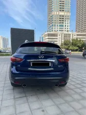 2016 إنفينيتي كيو آكس٧٠ V8