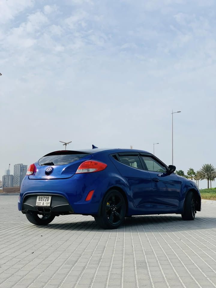 2014 هيونداي فوليستر Limited