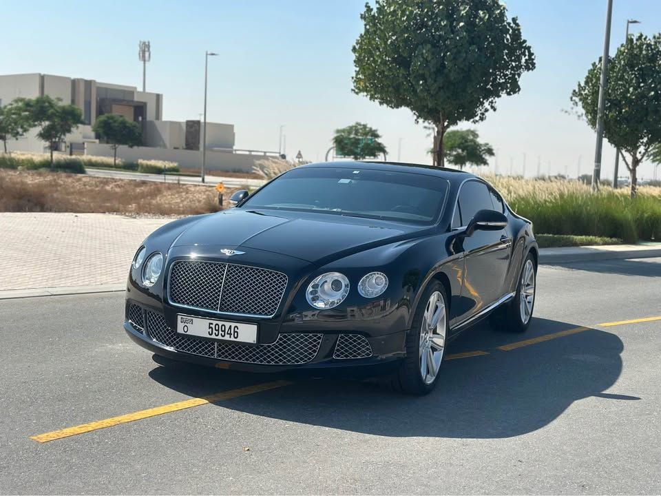 2013 بنتلي كونتيننتال GT W12