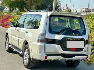 2019 ميتسوبيشي باجيرو GLS