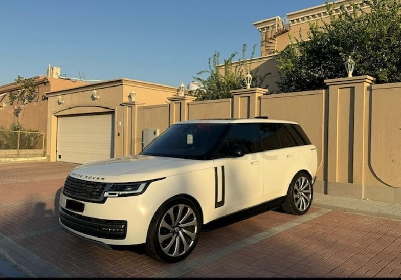 2023 لاند روفر رينج روفر HSE