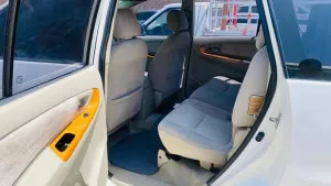 2011 Toyota Innova 2.7 ZX 7 STR AT