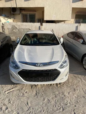 2014 هيونداي سوناتا SE