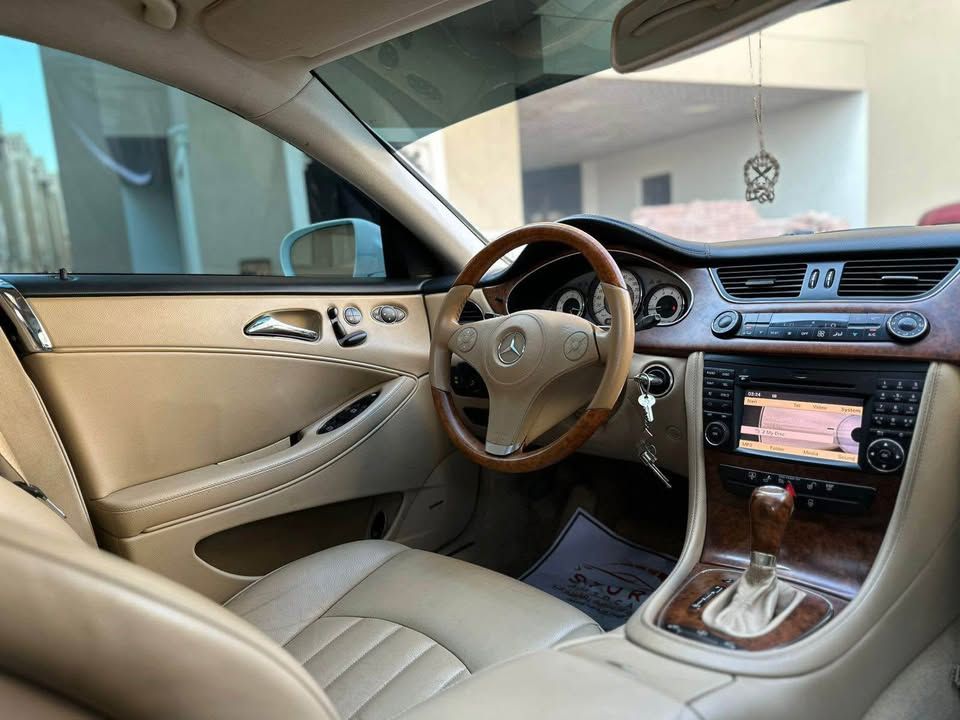 2009 مرسيدس-بنز سي ال اس CLS500