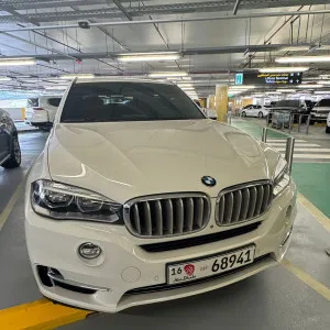 2016 BMW X5 4.4i