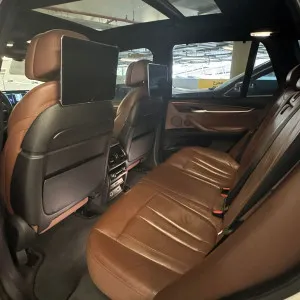 2016 BMW X5 4.4i