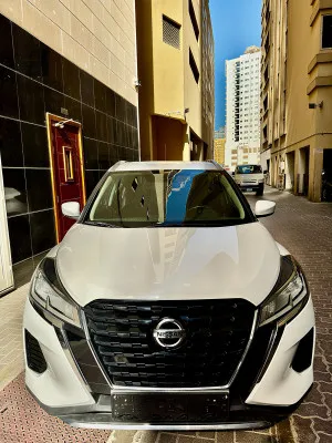 2022 Nissan KICKS SR