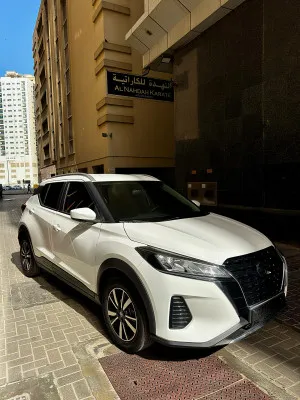 2022 Nissan KICKS SR