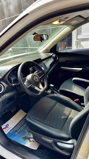 2022 Nissan KICKS SR