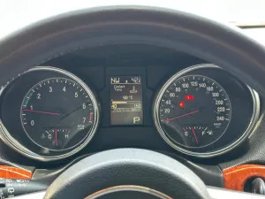 2012 جييب جراند شيروكي Sport