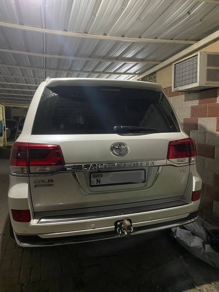 2020 Toyota Land Cruiser GXR