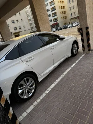 2019 هوندا أكورد LX