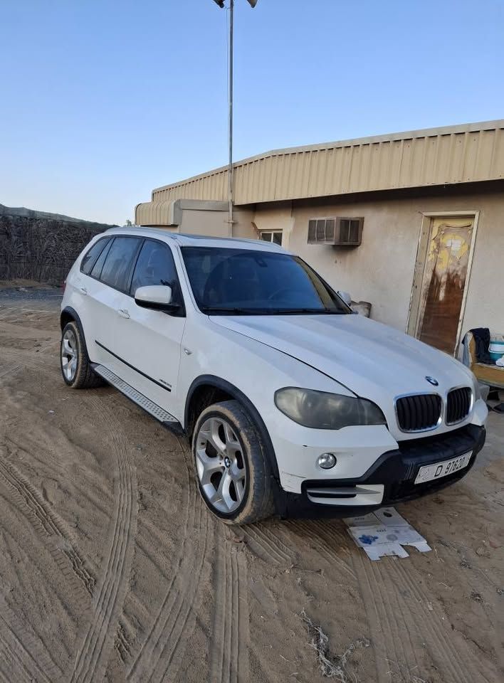 2010 بي أم دابليو اكس - 5 M50i