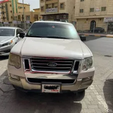 2010 Ford Explorer XLS