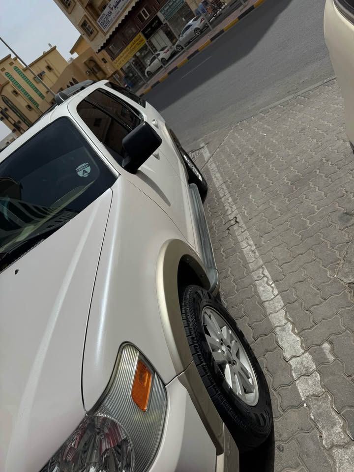 2010 Ford Explorer XLS