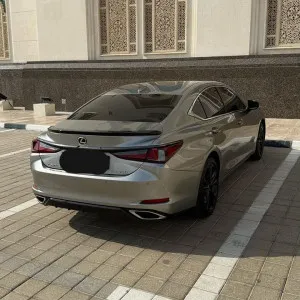2023 لكزس ES - اي اس Es350