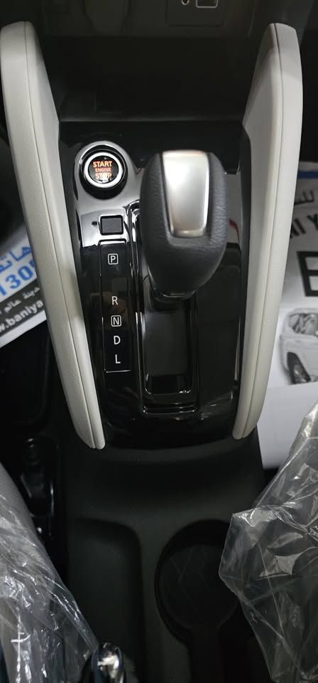 2024 Nissan Sunny SL