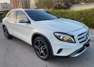 2016 مرسيدس-بنز GLA - جي ال اي GLA250